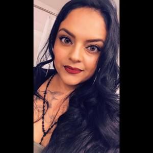 Meet your Posher, Tina